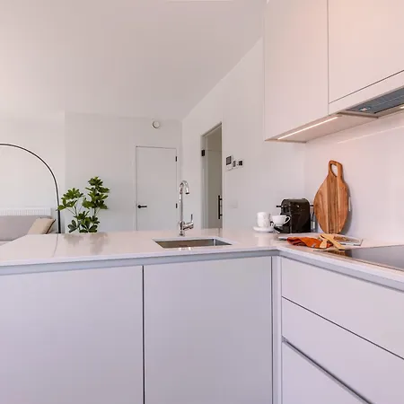 Apartment New Flat With High Quality Finishing And Terrace *