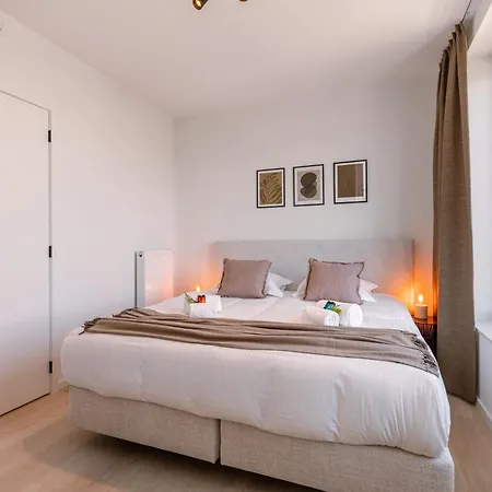 New Flat With High Quality Finishing And Terrace * Ostend